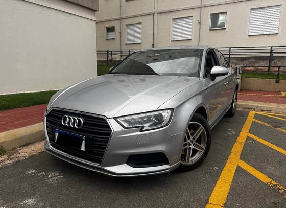 AUDI A3 1.4 TFSI SEDAN AMBIENTE 16V FLEX 4P TIPTRONIC